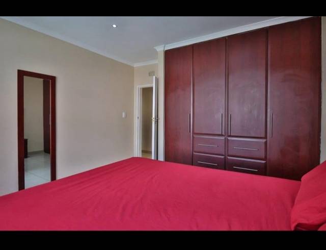 5 BEDROOM HOUSE FOR SALE IN BLUFF